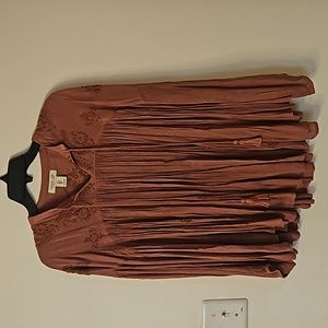 Ladies mauve top size small long sleeves